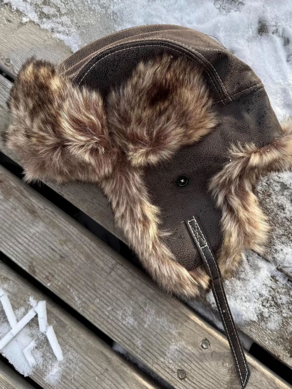 Шапка-ушанка комбинированная с экомехом grizzly vibe  - Изображение 1