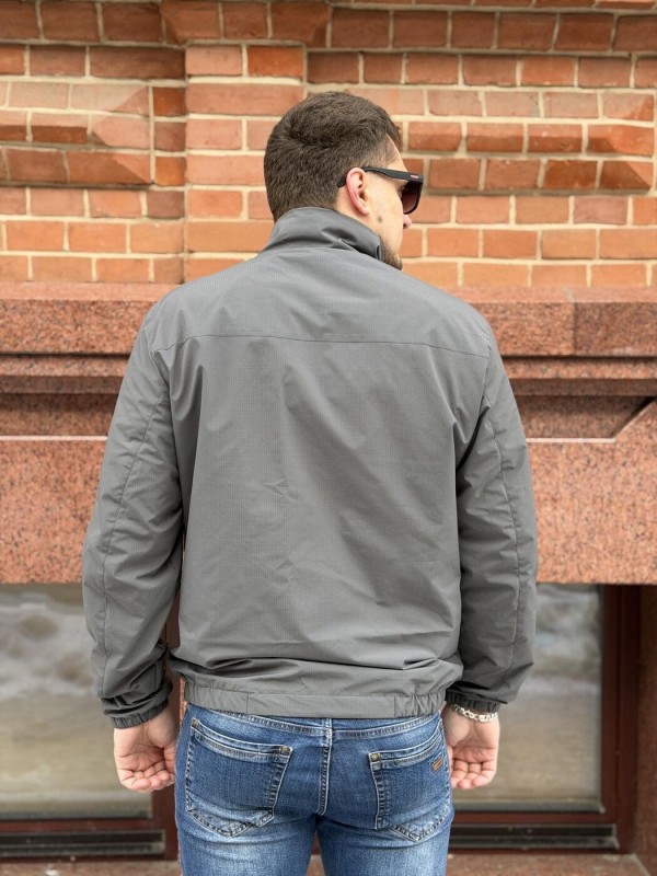 Чоловіча демісезонна куртка з коміром-стійкою windbreaker  -  Зображення 2