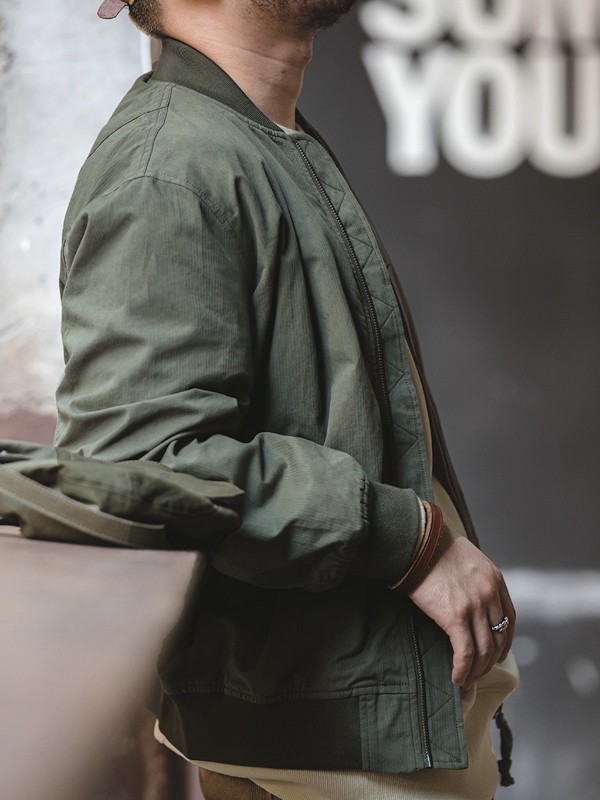 Бавовняний тонкий бомбер на підкладці - Зображення 2 | dp-paradise.com