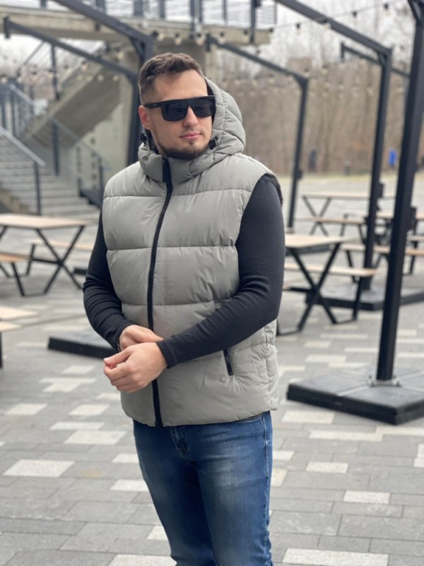 Стильна чоловіча стьобана жилетка city comfort 