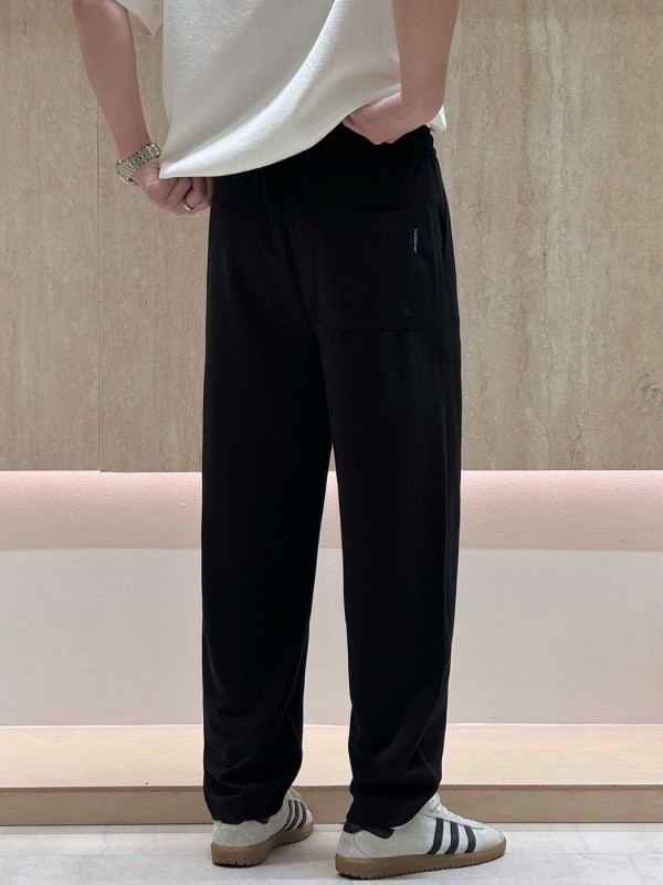 Легкие брюки в стиле casual на резинке  - Изображение 7