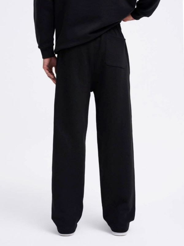 Чоловічі спортивні штани вільного та широкого крою baggy sweatpants  -  Зображення 2