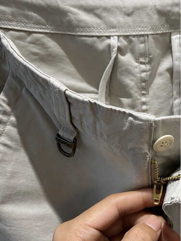 Чоловічі штани з декоративною фактурою та кишенями wide straight fit  -  Зображення 2