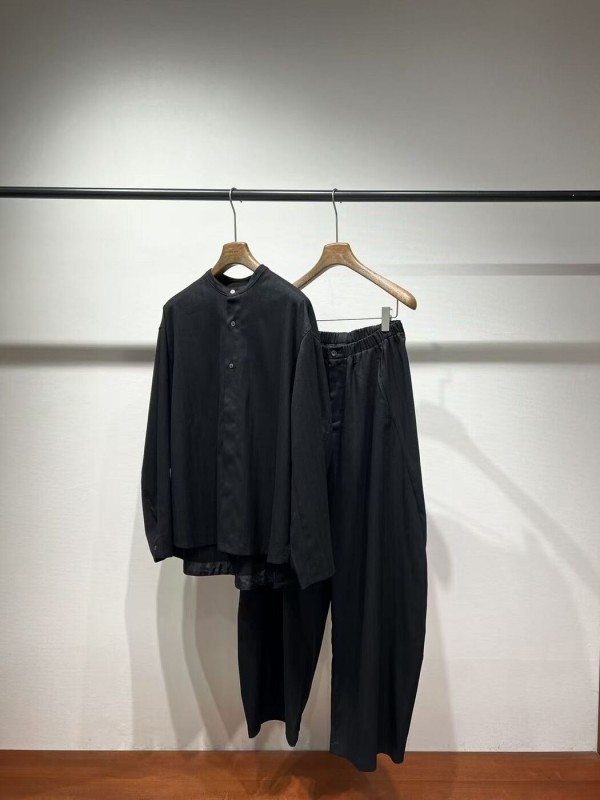 Чоловіча сорочка вільного крою з коміром-стійкою на ґудзиках long-sleeved  -  Зображення 3
