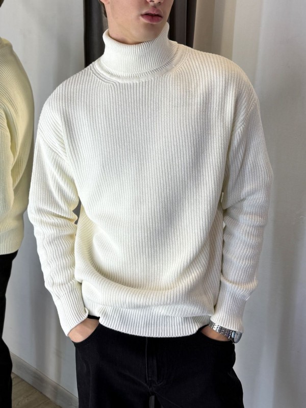 Чоловічий теплий в'язаний оверсайз гольф soft touch knitted  -  Зображення 11