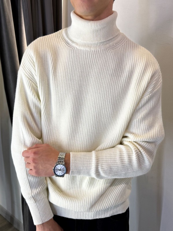 Чоловічий теплий в'язаний оверсайз гольф soft touch knitted  -  Зображення 13