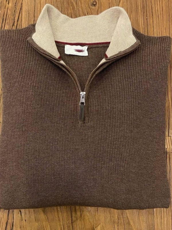 Стильная классическая мужская кофта с воротником-стойкой quarter-zip  - Изображение 9