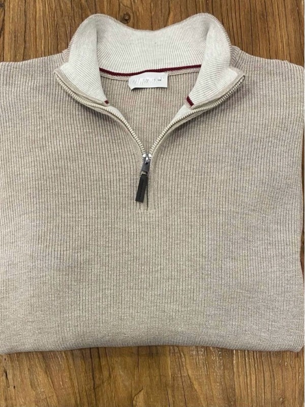 Стильная классическая мужская кофта с воротником-стойкой quarter-zip  - Изображение 2