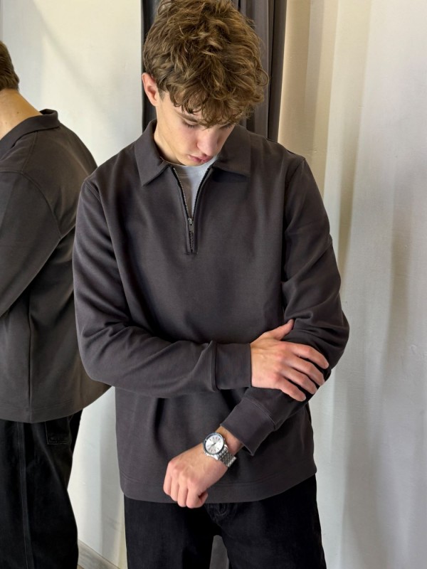 Базовая мужская рубашка поло на молнии modern basic polo  - Изображение 8