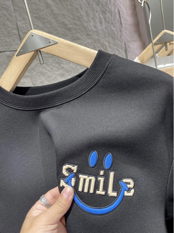 Свитшот с вышивкой Smile  - Изображение 2
