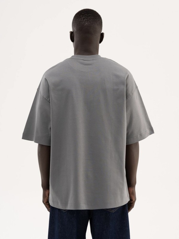 Мужская футболка oversize из хлопка polished touch  - Изображение 17