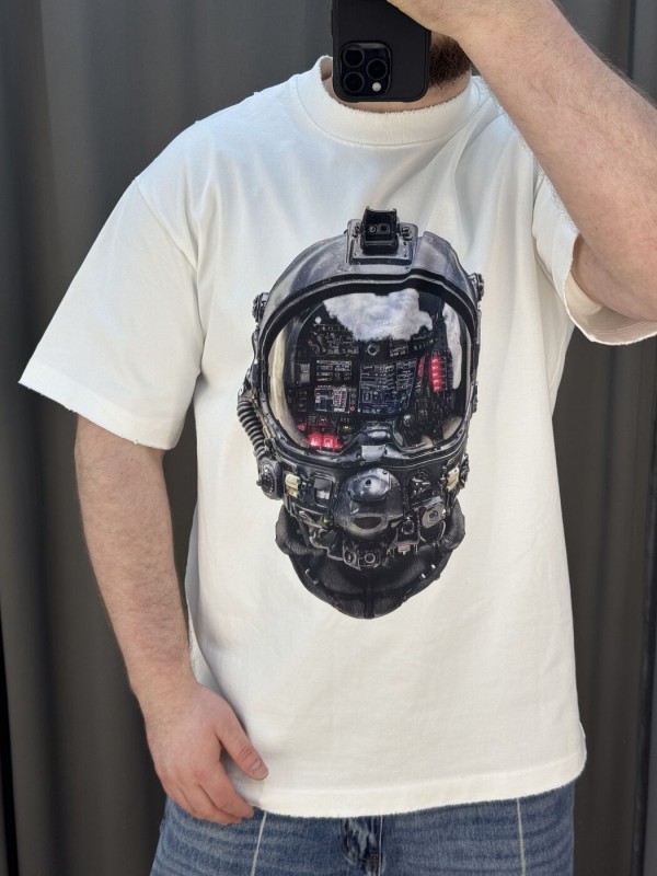 Чоловіча оверсайз футболка біла з принтом шолома пілота flight helmet