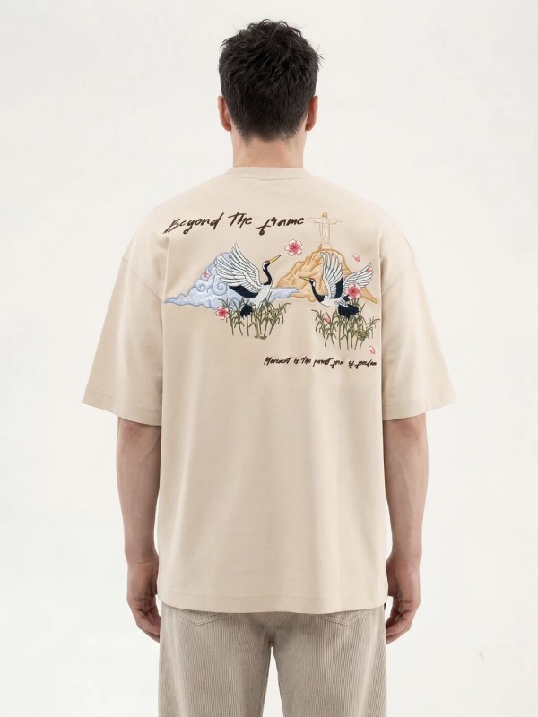 Чоловіча футболка з вишитим принтом журавлів embroidered design  -  Зображення 1