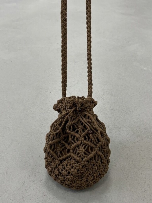 Плетеная женская сумка-мешок из хлопкового шнура brown woven bag