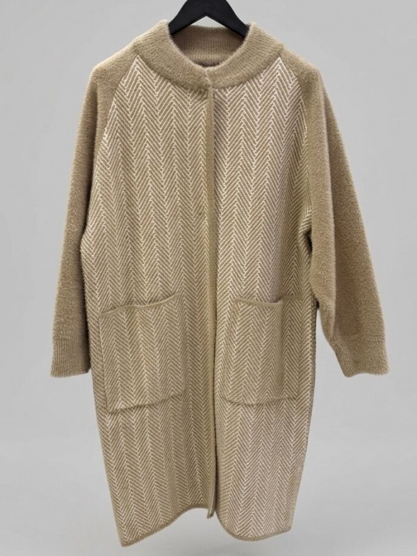 Женский кардиган на кнопках с накладными карманами elegant cardigan  - Изображение 3