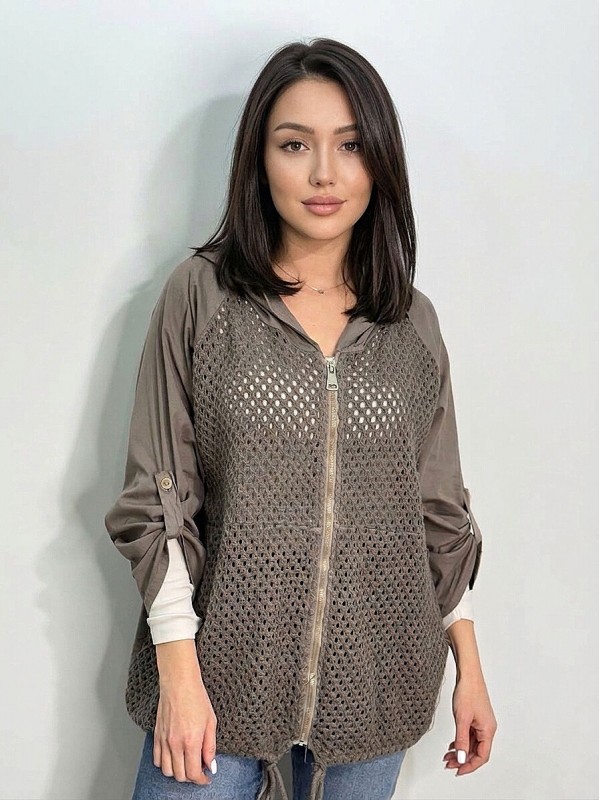 Женская хлопковая ветровка с капюшоном perforated cotton windbreaker  - Изображение 3