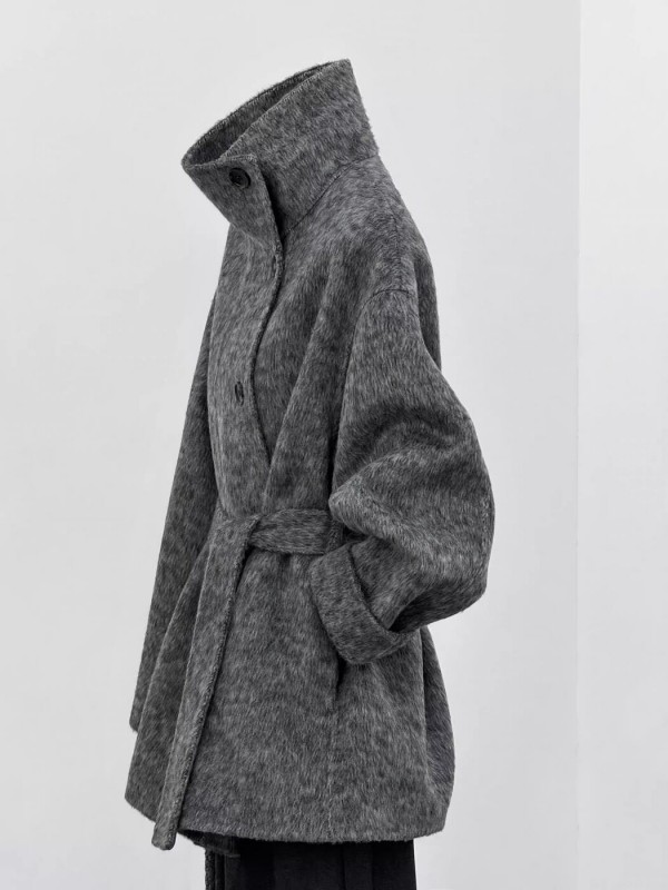 Розкішне пальто з коміром-стійкою premium wool coat