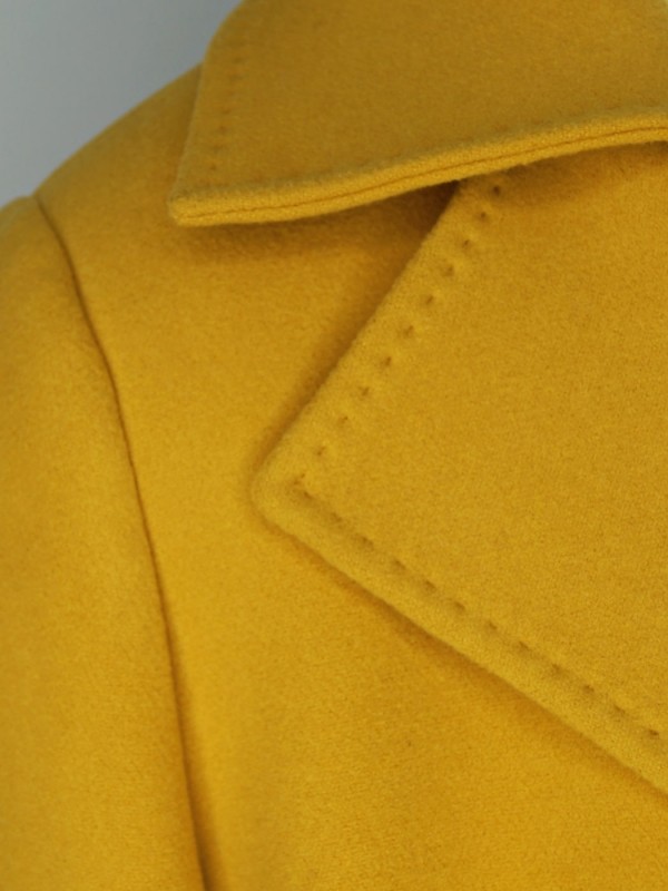 Приталенное женское пальто желтого цвета stylish yellow coat  - Изображение 2
