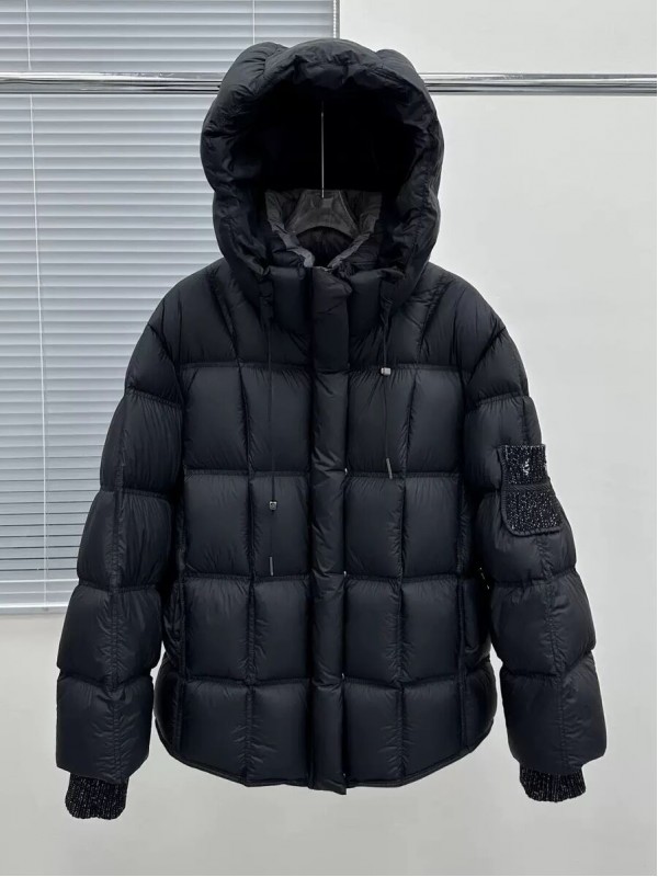 Жіноча куртка з кишенею на рукаві stylish puffer  -  Зображення 1