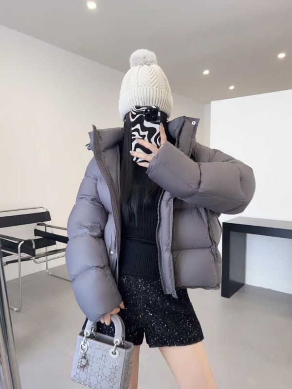Короткий пуховик з капюшоном basic puffer
