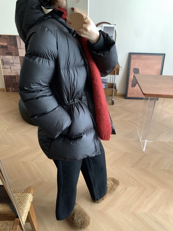 Жіноча куртка з куліскою на талії down-filled puffer 