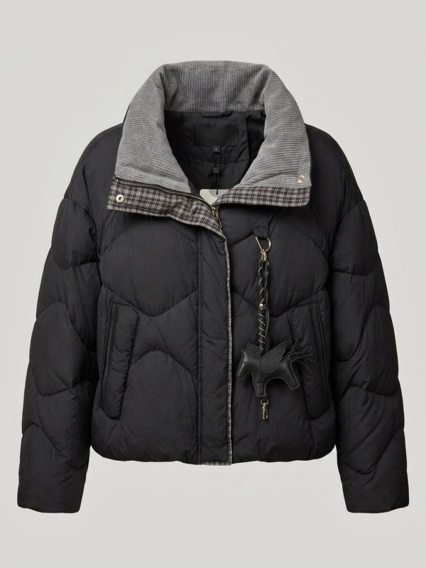 Жіноча куртка stylish black puffer
