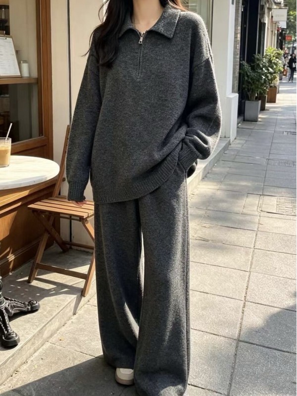 Жіночий трикотажний костюм soft wool suit