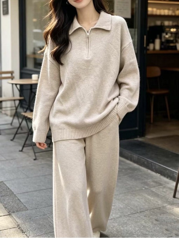 Жіночий трикотажний костюм soft wool suit  -  Зображення 2