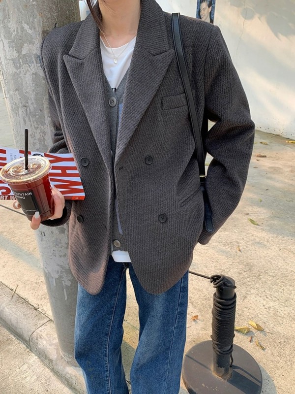 Утепленный пиджак прямого кроя  - Изображение 1