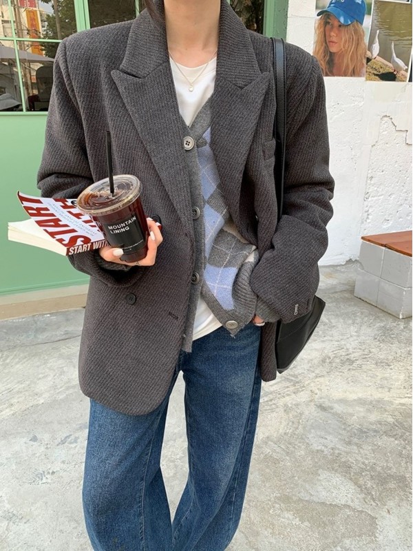 Утепленный пиджак прямого кроя  - Изображение 2