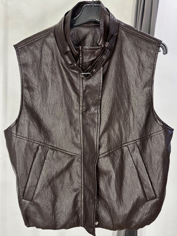 Стильная женская жилетка из экокожи leather vest  - Изображение 2