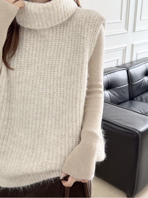 Стильна в'язана жилетка soft knitted vest  -  Зображення 2