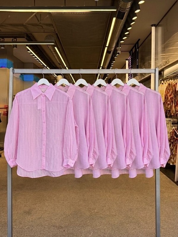 Легка рожева сорочка у смужку striped pink shirt