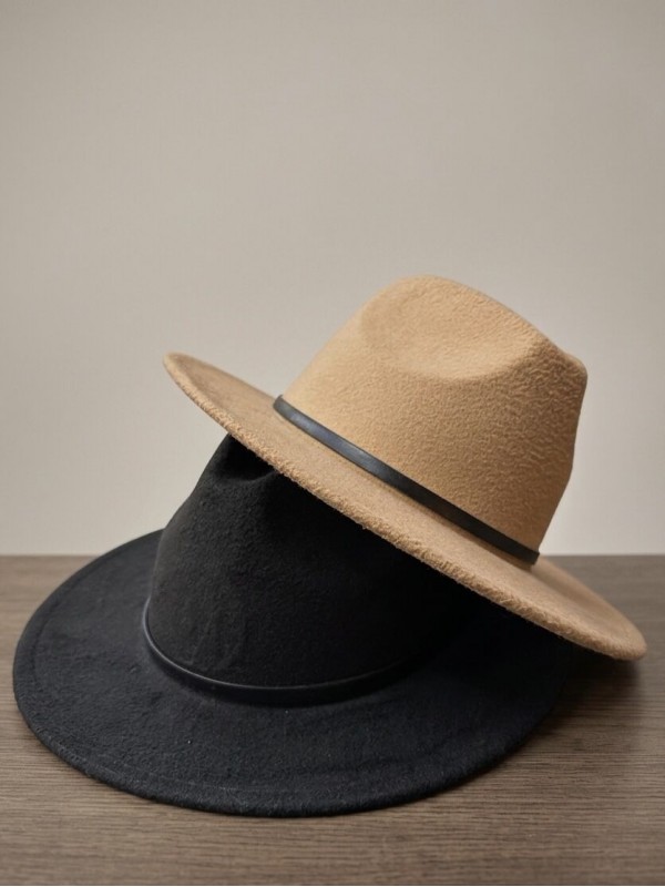 Фетровая шляпа elegant felt hat