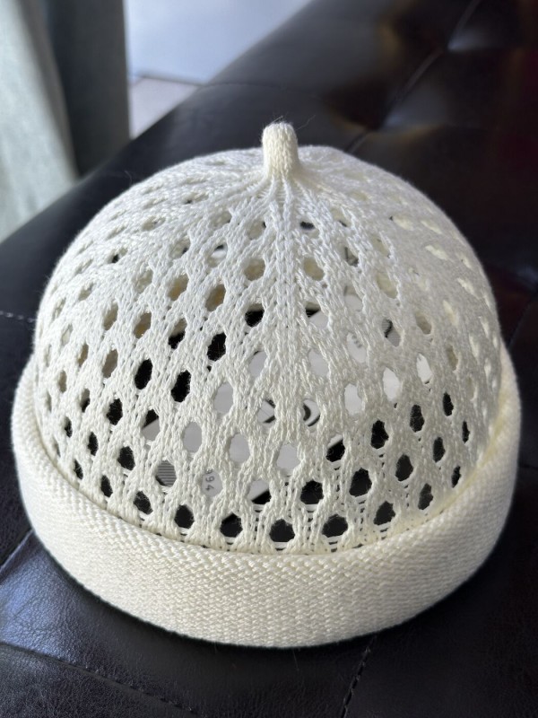 Женская вязаная ажурная шапка summer knitted hat   - Изображение 1