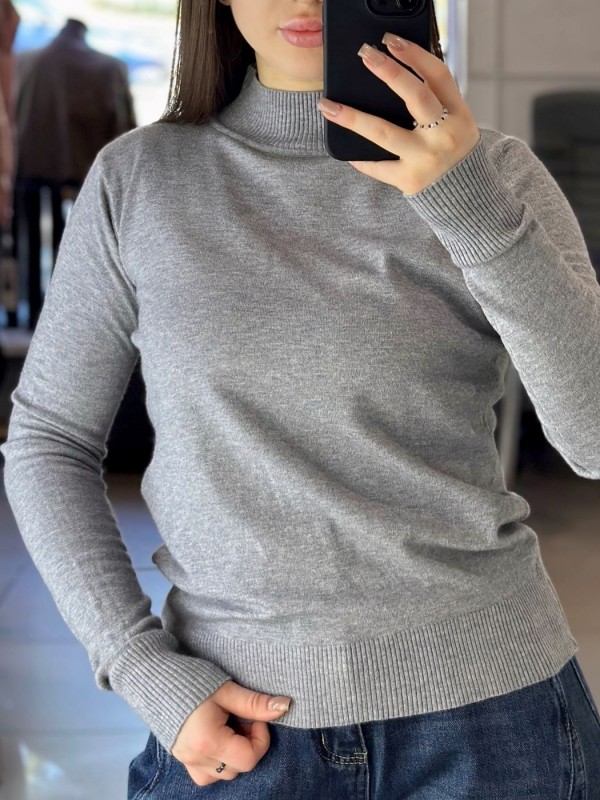 Трикотажный гольф basic style в сером цвете  - Изображение 3