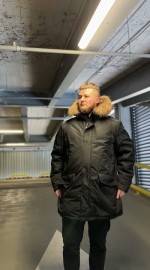 Удлиненная куртка утеплена верблюжьей шерстью в больших размерах