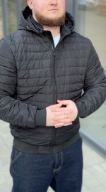 Демісезонна прошита куртка на резинці знизу casual bomber