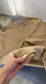 Стильна чоловіча футболка оверсайз в трендовому кольорі beige mode