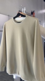 Мужской свитшот из фактурной ткани и многослойным эффектом minimal textured