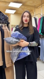 Трикотажный костюм с объемным свитером и прямыми брюками