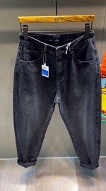 Черные базовые джинсы mom fit glisten