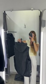 Чоловіча жилетка з капюшоном та накладними кишенями roomy pockets