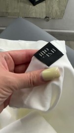 Оверсайз футболка вільного крою з акцентною кишенею breast pocket
